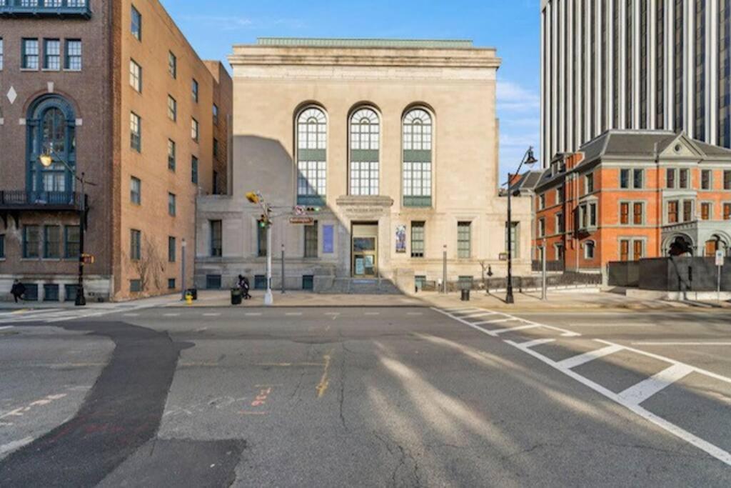 Entire Apt/2bd 2bth/amer. Dream Mall/nyc/ewr Airpt Apartment